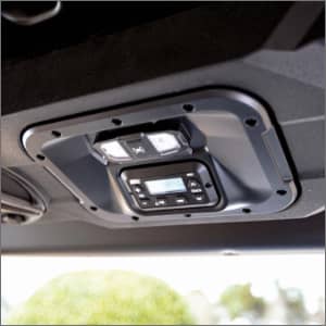 UMAX® Overhead AM/FM Bluetooth® Stereo